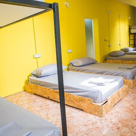 Our Way Guest House & Hostel Шкодер Екстер'єр фото